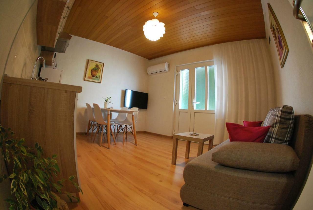 Apartman Ruzica Makarska Zewnętrze zdjęcie